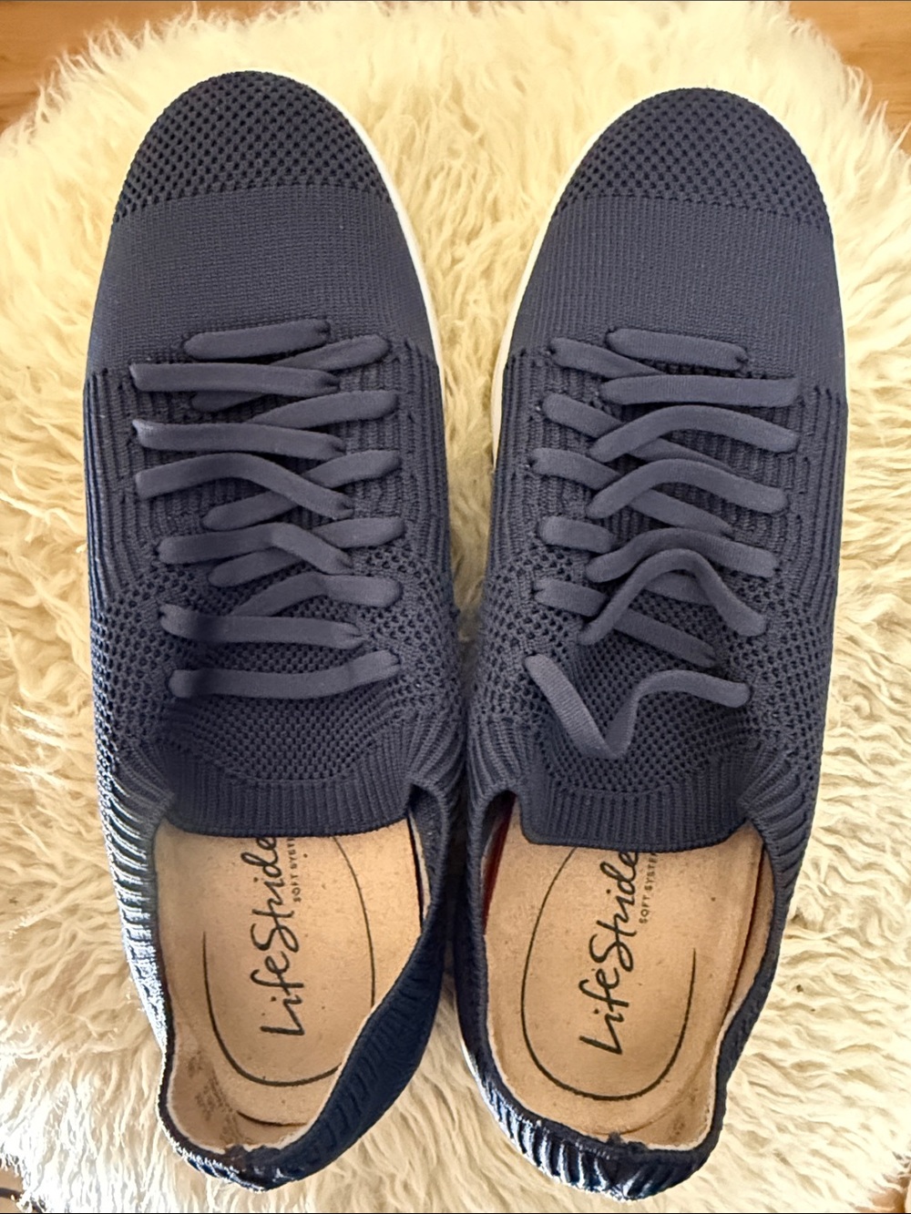 LIFE STRIDE Black No Lace Slip On Sneakers Size 6.5